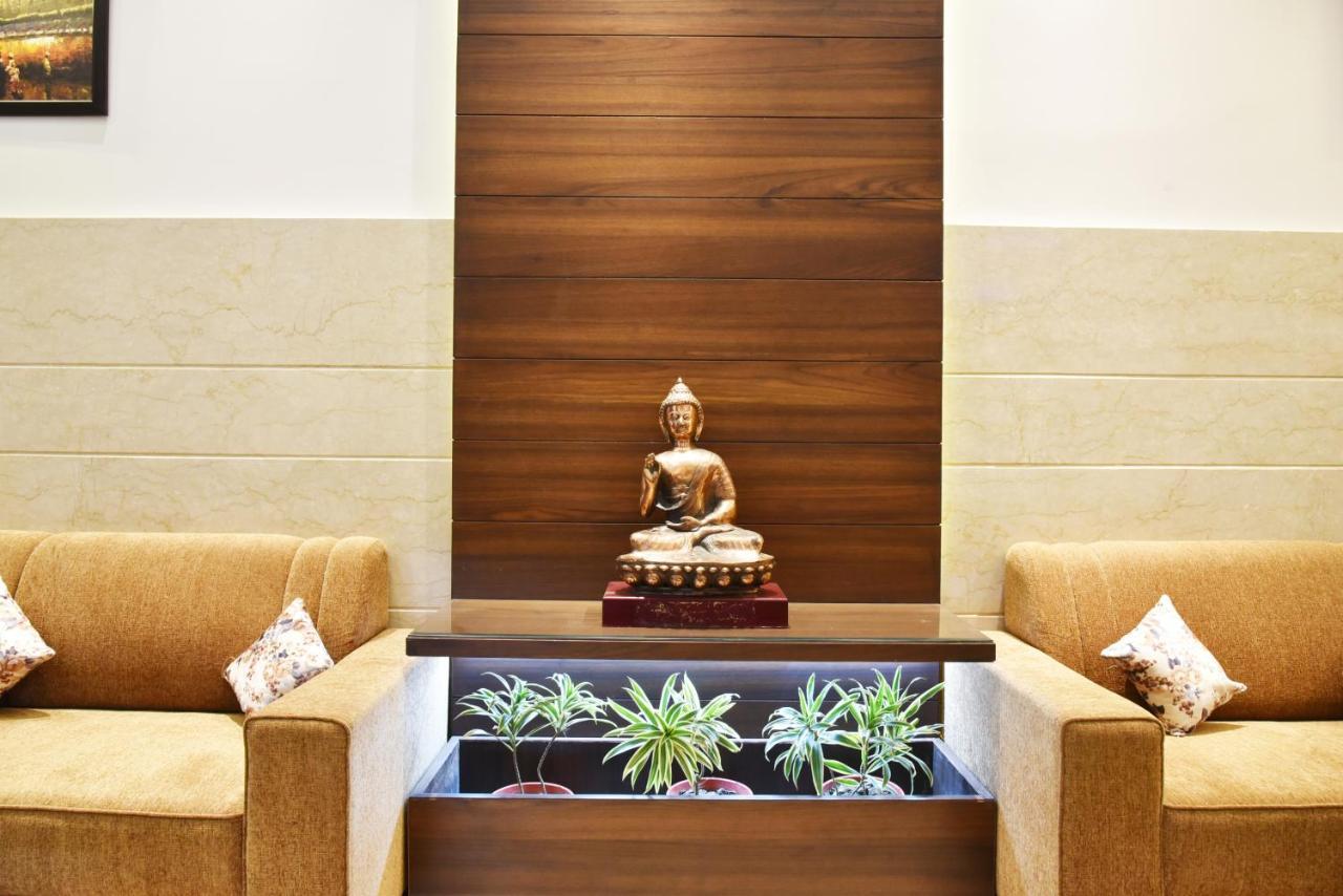 אמריצר Hotel Hollywood Heights Near Railway Station מראה חיצוני תמונה